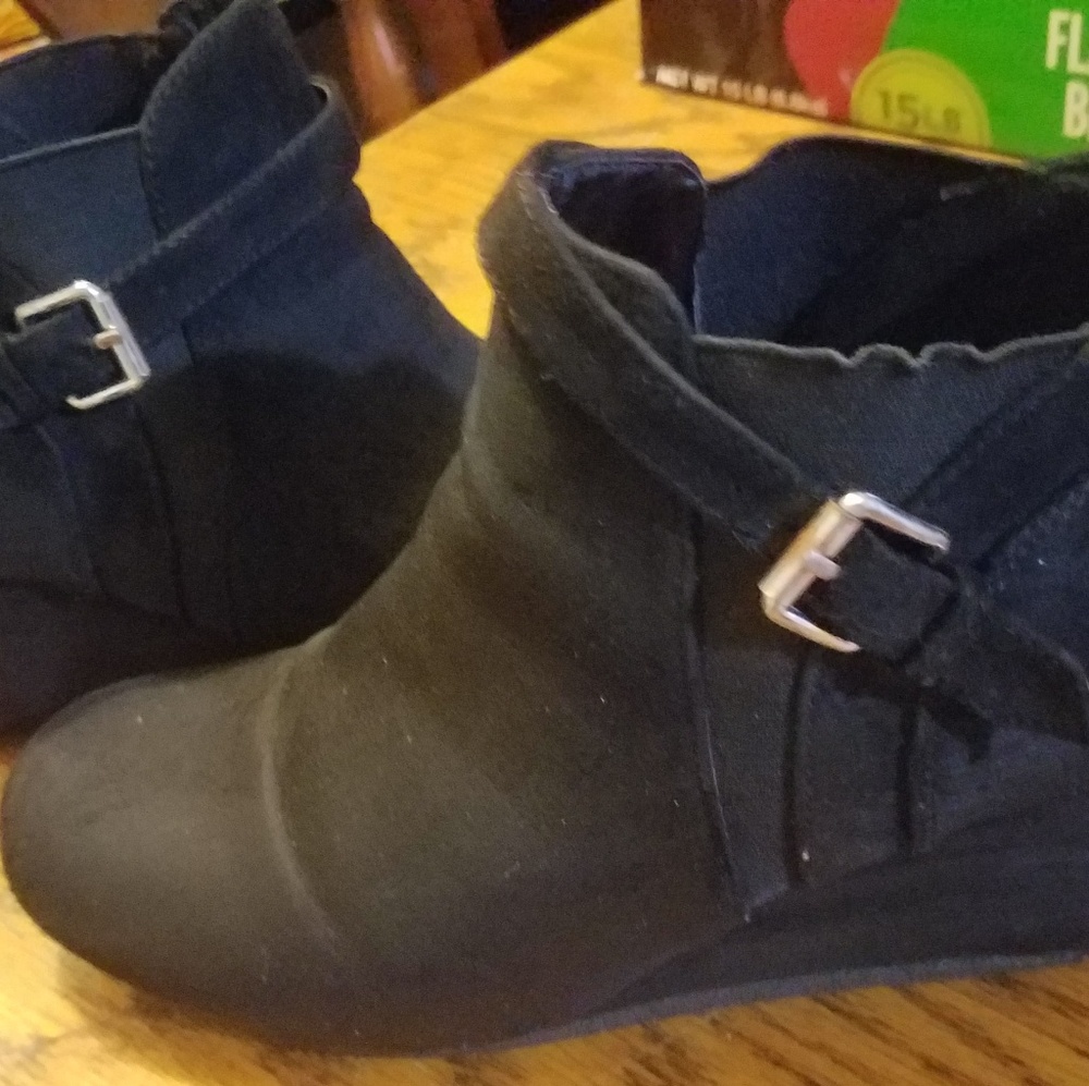 Girls used boots